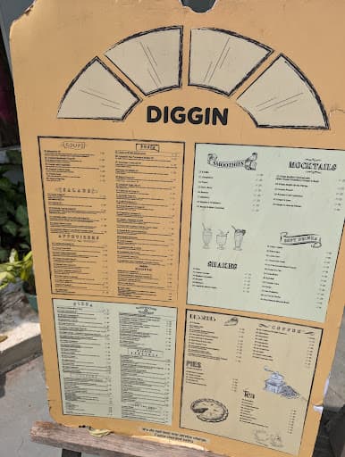 Diggin Cafe - Photo 5