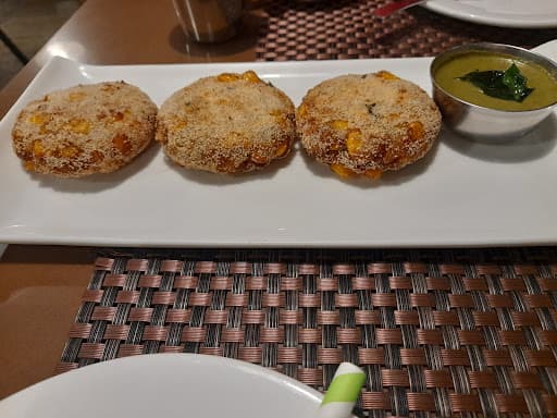 Cafe Lota - Photo 9