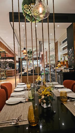 Tamra Restaurant - Photo 3