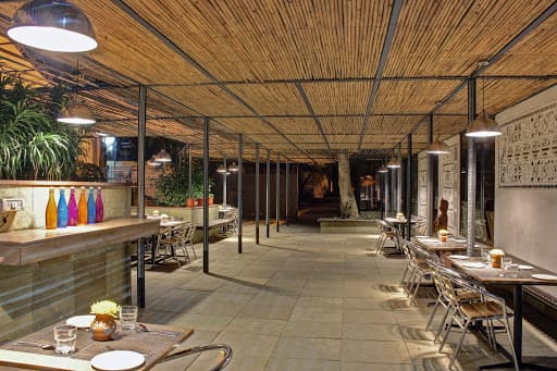 Cafe Lota - Photo 17